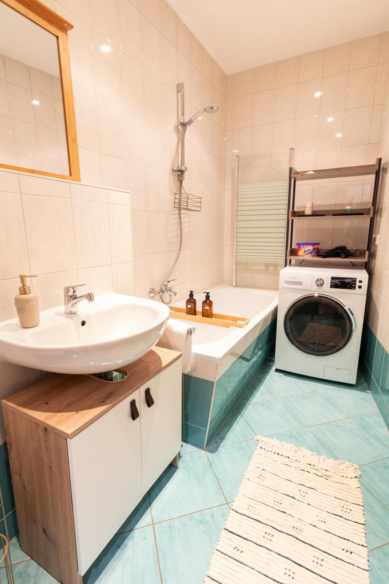 Stadtnatur Apartment Am Kuechwald - Mit Balkon, Streaming-Tv, Badewanne, Arbeitsplatz Хемниц Экстерьер фото